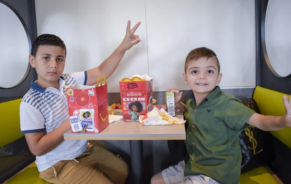 Xətai rayonunun İH-nin təşəbbüsü və təşkilatçılığı, McDonald’s və Blue Rezidens-in dəstəyi ilə şəhid uşaqları üçün tədbir keçirilib - FOTO
