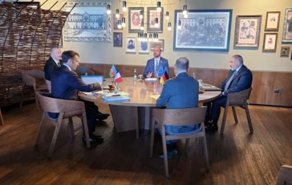В Молдове состоялась встреча лидеров Азербайджана, ФРГ, Франции, Армении и главы Евросовета - ОБНОВЛЕНО + ФОТО
