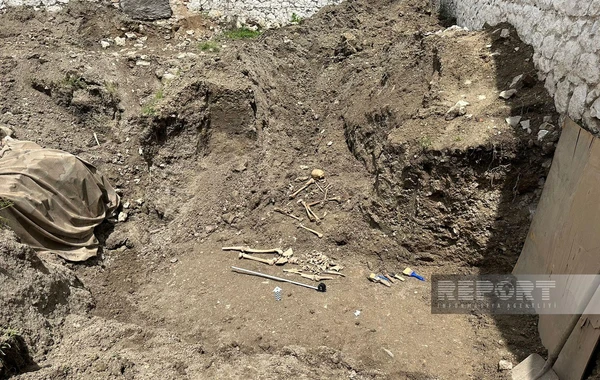 Şuşada kütləvi məzarlıq aşkarlanan əraziyə səfər təşkil olunub, faktlar nümayiş etdirilib - FOTO