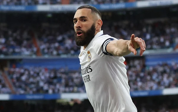 Kərim Benzema “Əl-İttihad”la müqavilə imzaladı