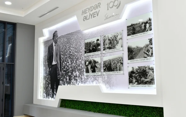 İlham Əliyev Kənd Təsərrüfatı Nazirliyinin yeni inzibati binasının açılışında iştirak edib - FOTO