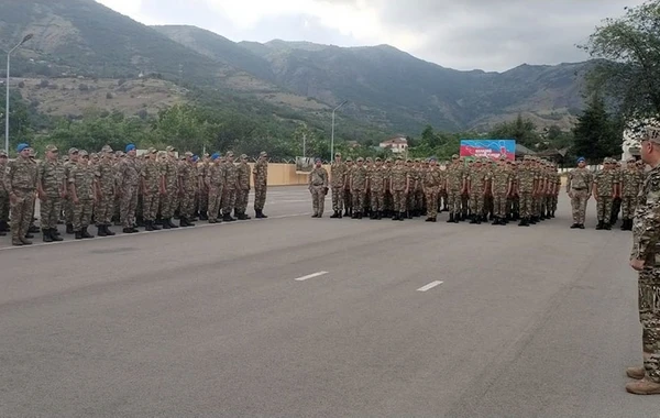 Hərbi vəzifəlilərin təlim toplanışından görüntülər - FOTO/VİDEO