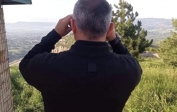 Qurban Qurbanov erməni futbolçu Henrix Mxitaryanın villasında - FOTO/VİDEO
