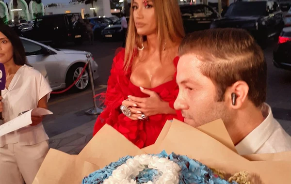 Röya Ayxan Mayamidən ev aldı - FOTO