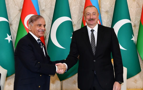 İlham Əliyev və Məhəmməd Şahbaz Şərif mətbuata bəyanatlarla çıxış ediblər - YENİLƏNİB - FOTO/VİDEO