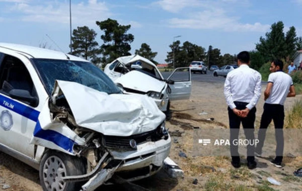 Azərbaycanda təlim maşınının iştirakı ilə qəza olub, ölən var - FOTO