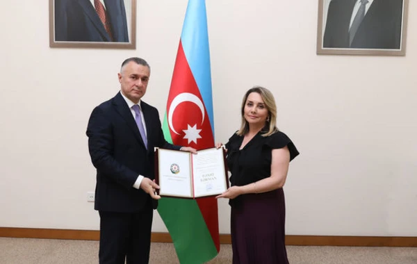 SN-də işğaldan azad edilmiş ərazilərdə xüsusi fərqlənən bir qrup tibb işçisi “Fəxri Fərman”la təltif edilib - FOTO