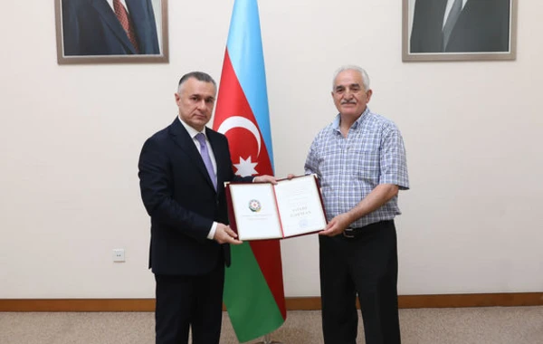 SN-də işğaldan azad edilmiş ərazilərdə xüsusi fərqlənən bir qrup tibb işçisi “Fəxri Fərman”la təltif edilib - FOTO