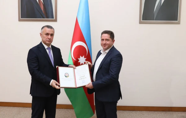 SN-də işğaldan azad edilmiş ərazilərdə xüsusi fərqlənən bir qrup tibb işçisi “Fəxri Fərman”la təltif edilib - FOTO