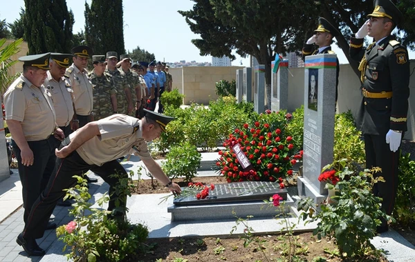 Azərbaycanın Milli Qəhrəmanı Mübariz İbrahimovun xatirəsi yad edildi - FOTO