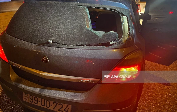 Bakıda cinsi azlıqlar taksini daşlayıblar - FOTO/VİDEO