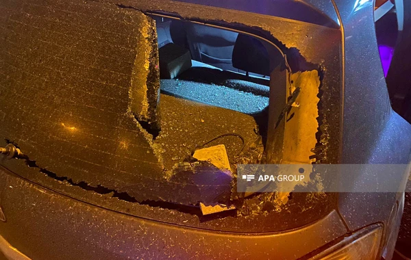 Bakıda cinsi azlıqlar taksini daşlayıblar - FOTO/VİDEO