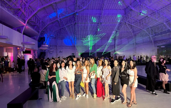 Azərbaycanlı dizaynerin rəhbərliyi ilə Milanda moda proqramı - FOTO/VİDEO