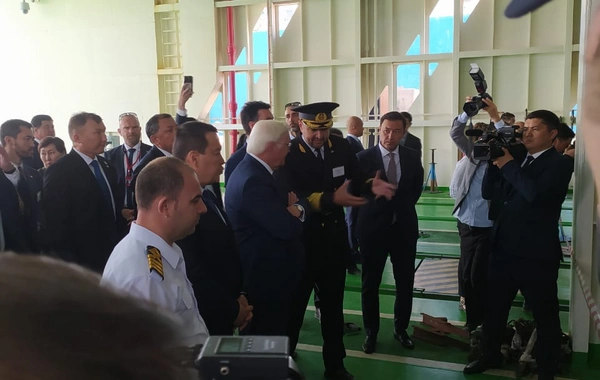 Almaniya prezidenti “Zərifə Əliyeva” gəmi-bərəsində olub - FOTO