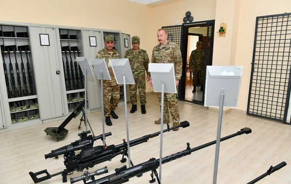Ильхам Алиев ознакомился с условиями, созданными в одной из воинских частей коммандос - ОБНОВЛЕНО + ФОТО/ВИДЕО