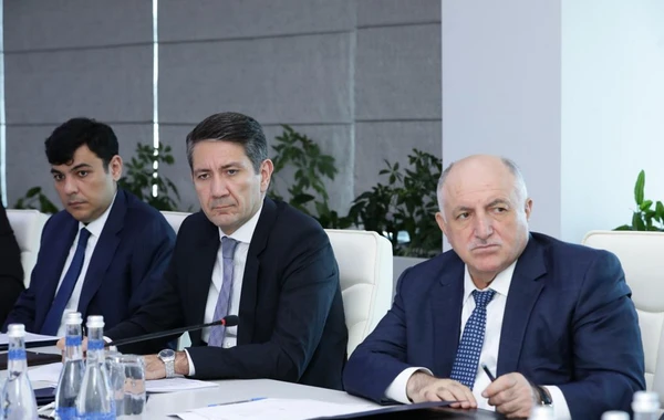 Sosial və İqtisadi məsələlər üzrə Üçtərəfli Komissiyanın növbəti iclası keçirilib - FOTO