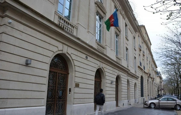 Paris Məhkəməsi ötən il Azərbaycan səfirliyinin binasına hücum edən şəxsi cəzalandırıb