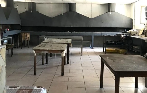 Bakıda restoranda nöqsanlar aşkarlanıb, fəaliyyəti məhdudlaşdırılıb - FOTO