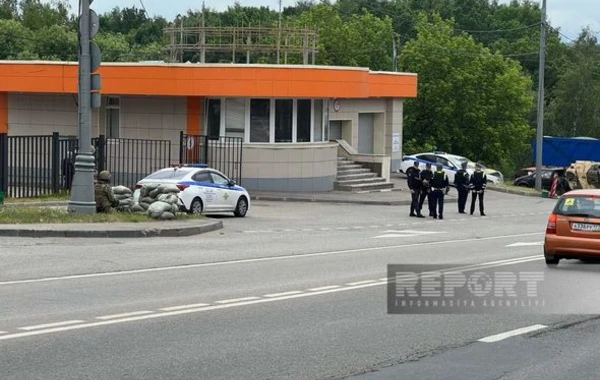 На автодороге из Ростова в Москву размещена военная техника