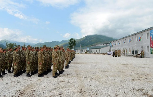 Azərbaycan Ordusunun Baş Qərargah rəisi bir neçə döyüş mövqeyində olub - FOTO