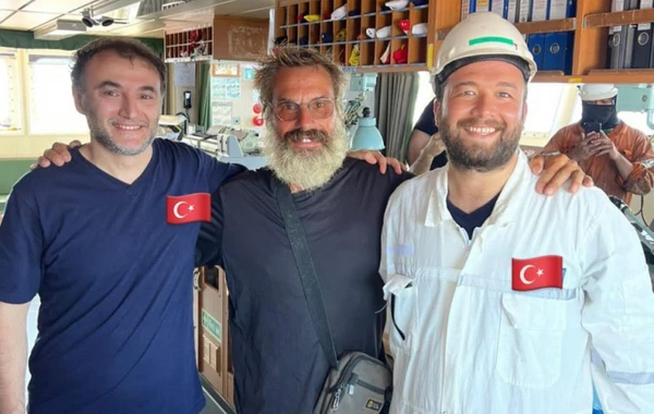137 gün dənizdə qaldı: Türk dənizçilər fransız macərapərəsti belə xilas etdilər - FOTO/VİDEO