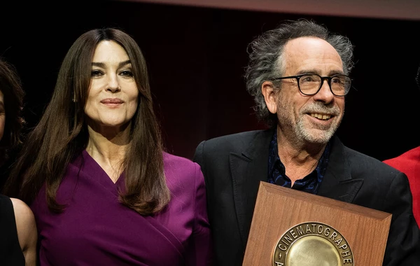 Моника Беллуччи и Тим Бертон впервые появились на публике в качестве пары - ФОТО