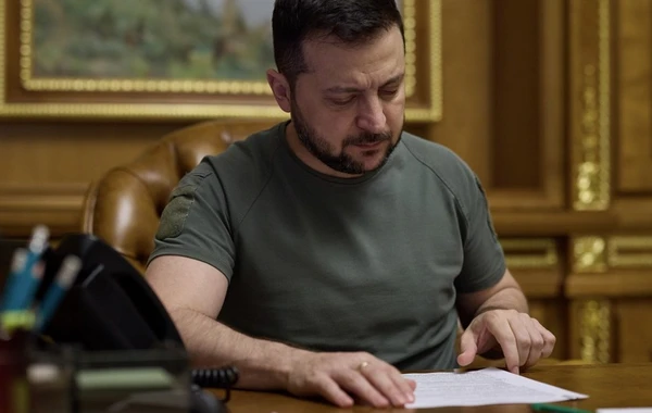 Zelenski Saakaşviliyə görə Ukraynanın Gürcüstandakı səfirinin bu ölkəni tərk etməsi barədə göstəriş verib