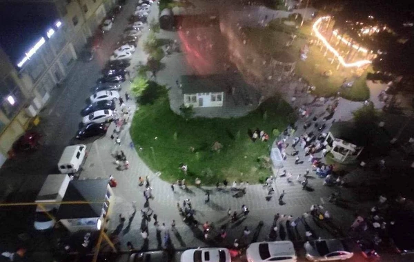 Bakıda zəlzələ anı - FOTO - VİDEO