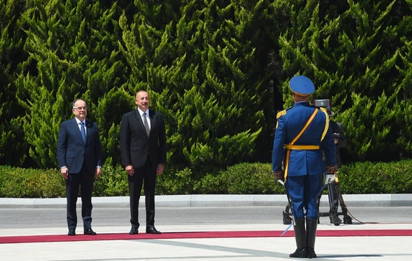 Albaniya Prezidentinin rəsmi qarşılanma mərasimi olub - FOTO