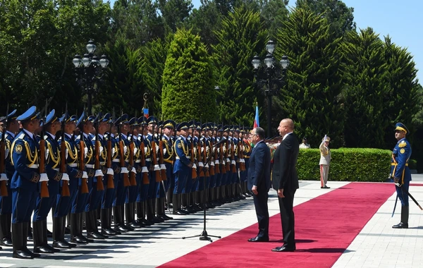 Albaniya Prezidentinin rəsmi qarşılanma mərasimi olub - FOTO