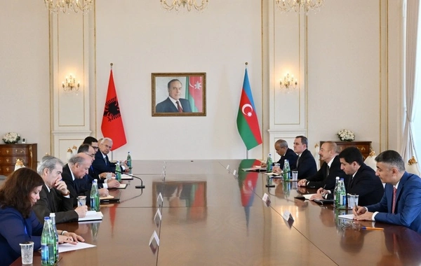 Azərbaycan və Albaniya prezidentlərinin geniş tərkibdə görüşü olub - FOTO - YENİLƏNİB-2