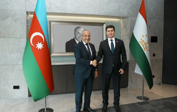 Azərbaycan və Tacikistan qarşılıqlı investisiyaların təşviqini müzakirə edib - FOTO - YENİLƏNİB