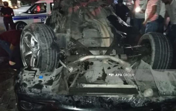 Sumqayıtda ağır qəza: BMW “Lexus”la toqquşub aşdı – FOTO