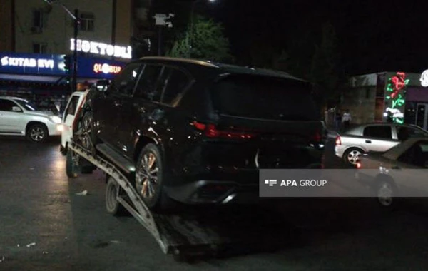 Sumqayıtda ağır qəza: BMW “Lexus”la toqquşub aşdı – FOTO