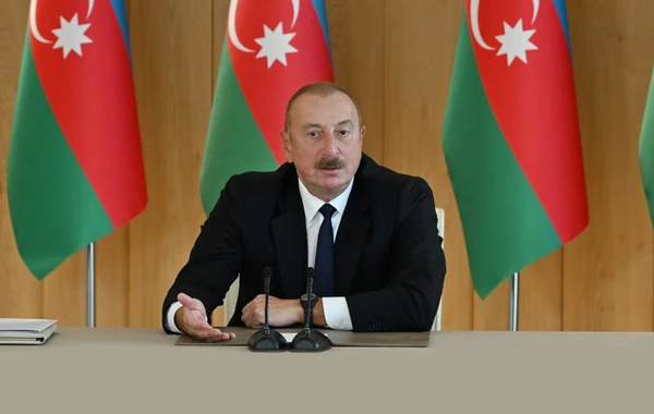 Prezident İlham Əliyevin sədrliyi ilə bu ilin 6 ayının sosial-iqtisadi yekunlarına həsr olunmuş müşavirə keçirilib - YENİLƏNİB - FOTO