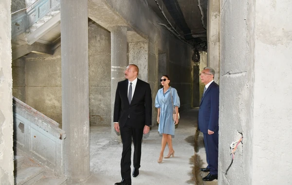 Prezident və birinci xanım Mərkəzi Nəbatat Bağında aparılan işlərlə tanış olublar - YENİLƏNİB - FOTO