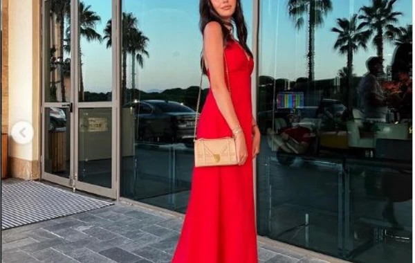 Safura Əlizadənin 65 AZN-lik geyimi müzakirələrə səbəb oldu - FOTO