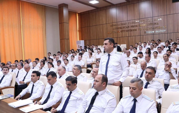 Bakı üzrə prokurorluq orqanlarının bəzi əməkdaşları intizam məsuliyyətinə cəlb olunublar - FOTO