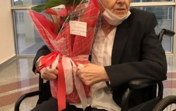 Məşhur aktrisa vəfat etdi - FOTO