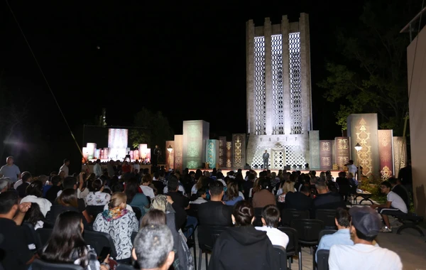 Şuşada Vaqif Poeziya Günlərinə “Vaqif dünyası” tamaşası ilə yekun vurulub - FOTO
