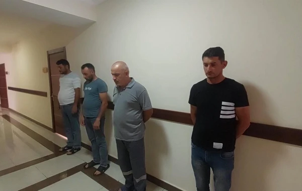 В четырех районах Азербайджана украдены энергоблоки мобильного оператора - ФОТО