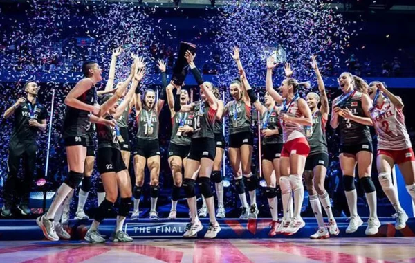 Türkiyə voleybol millisi tarixində ilk dəfə Millətlər Liqasının qalibi oldu - FOTO