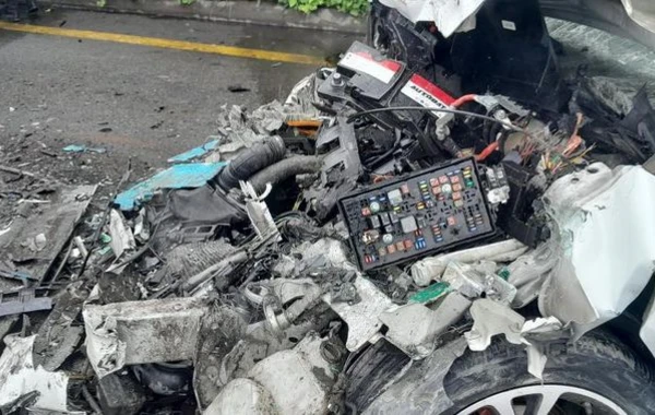 Bakıda aeroport yolunda ağır qəza - FOTO