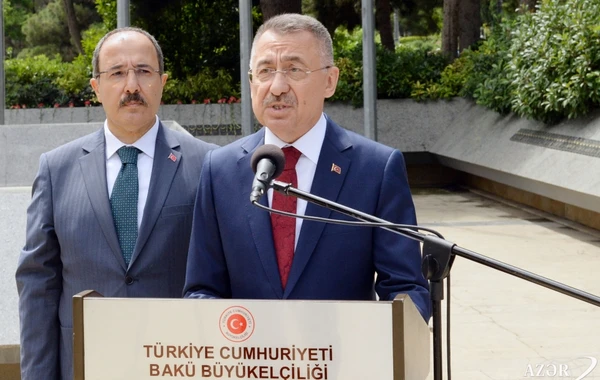 TBMM-in nümayəndə heyəti Ulu Öndərin məzarını və Şəhidlər xiyabanını ziyarət edib - FOTO