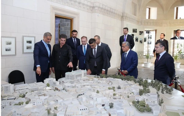 İraq Kürdüstan Regionunun başçısı İçərişəhərlə tanış olub - FOTO