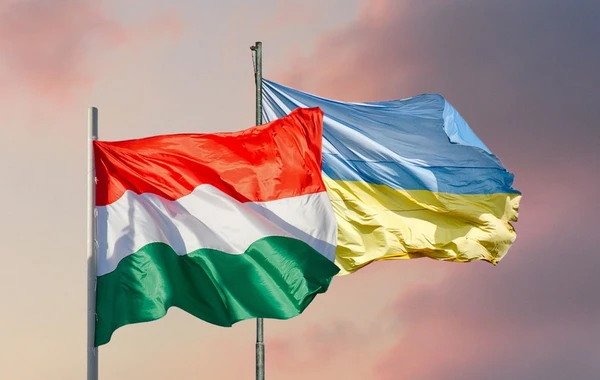 Macarıstan Ukrayna taxılının öz ərazisindən keçən tranzit marşrutlarını saxlayacaq