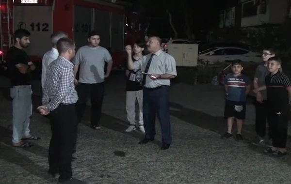 FHN yaşayış binasında şərti yanğın təlimi keçirib, nöqsanlar aşkarlanıb - FOTO/VİDEO