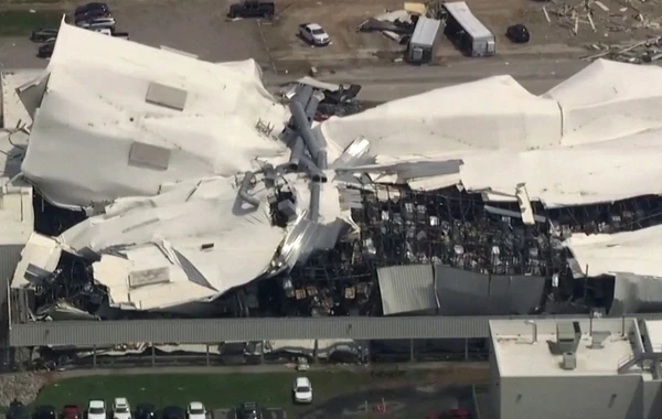 Tornado "Pfizer"in əczaçılıq zavodunu məhv etdi - FOTO/VİDEO