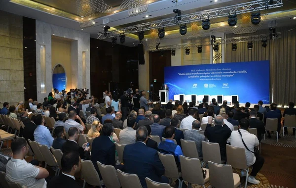 Milli Mətbuatın 148 illiyinə həsr olunmuş konfrans keçirilib - YENİLƏNİB + FOTO