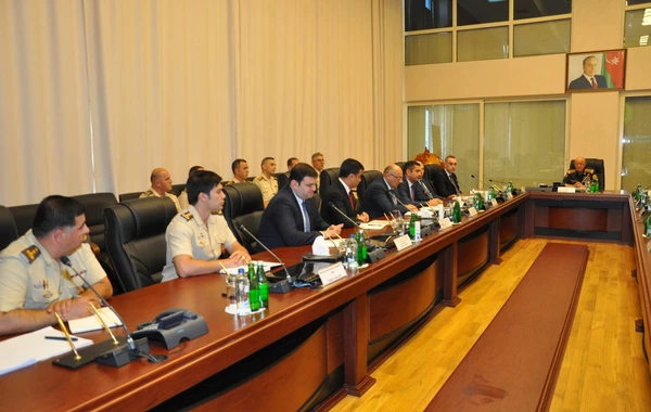 FHN-də müşavirə keçirilib, nazir tapşırıqlar verib - FOTO